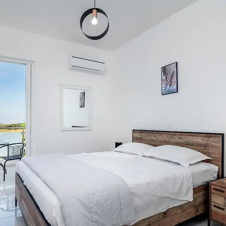 Villa Asteria Pearl 1 With Jacuzzi