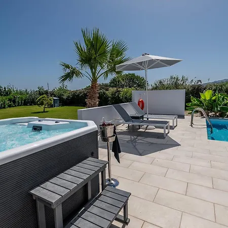 Asteria Pearl 1 With Jacuzzi *