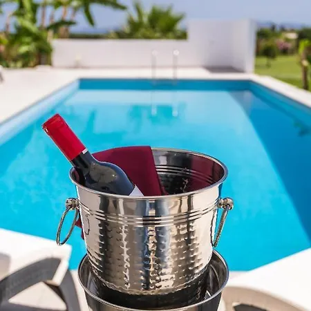 Villa Asteria Pearl 1 With Jacuzzi Tigkaki (Kos)