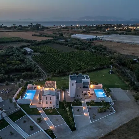 Asteria Pearl 1 With Jacuzzi Tigaki