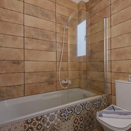 Villa Asteria Pearl 1 With Jacuzzi