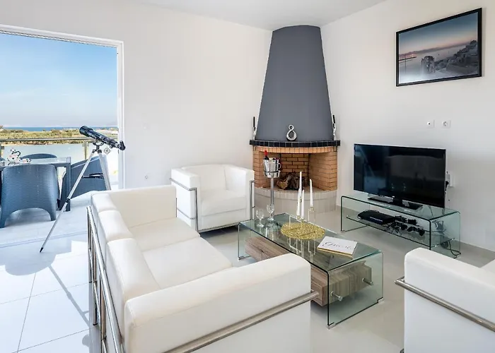 Villa Asteria Pearl 1 With Jacuzzi *