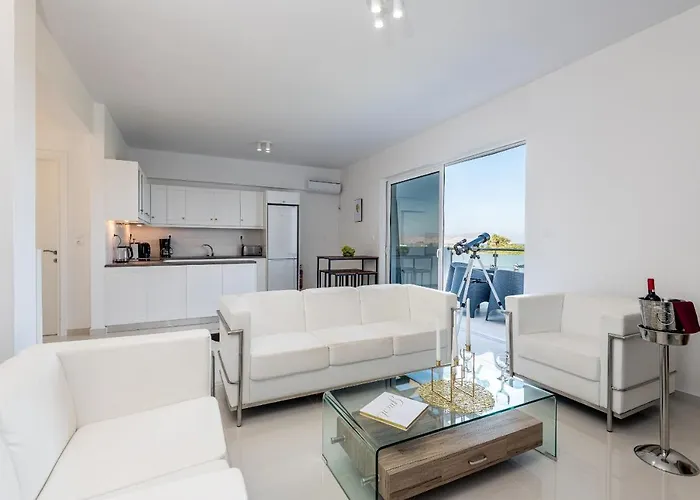 Villa Asteria Pearl 1 With Jacuzzi