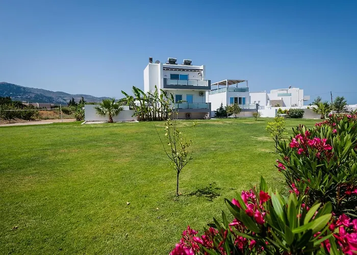 Villa Asteria Pearl 1 With Jacuzzi